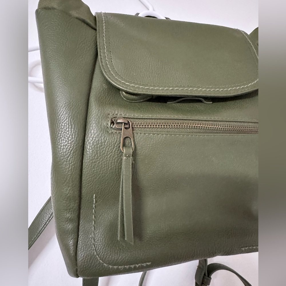 UNIVERSAL THREAD GOODS CO green backpack - image 2